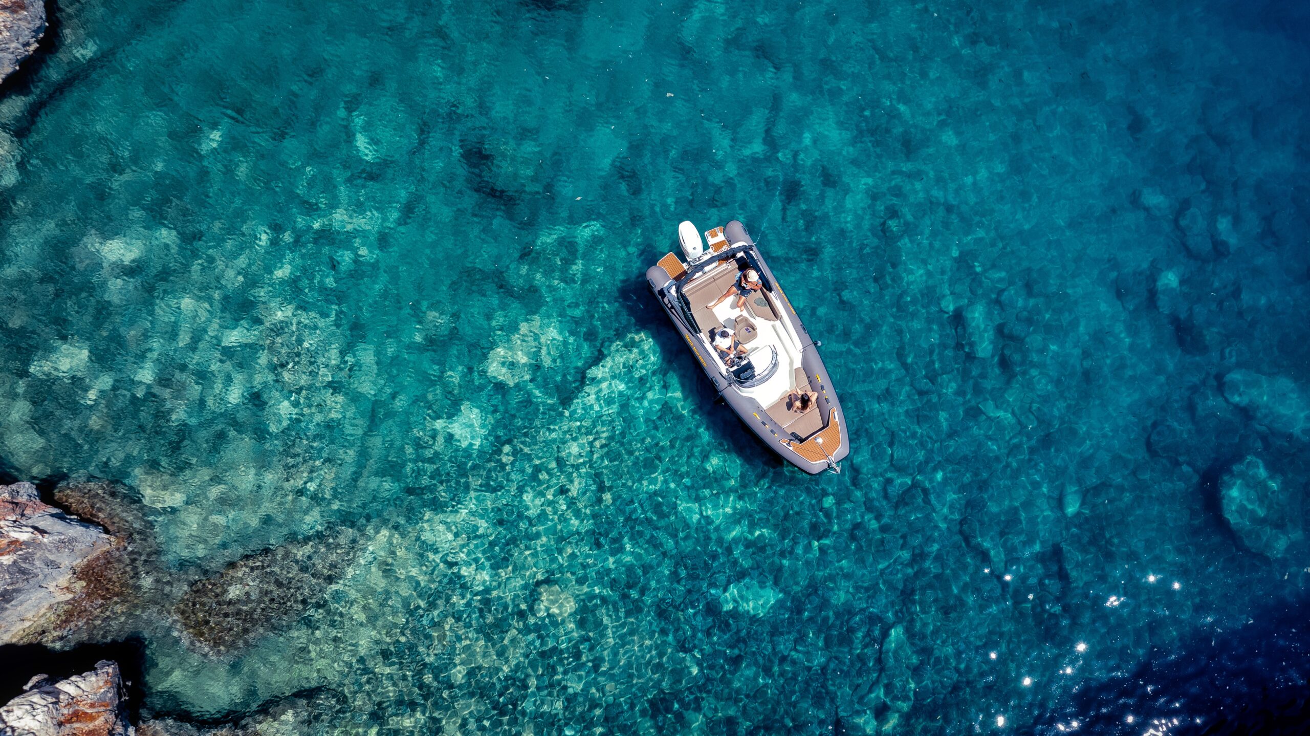 Black Noa from above