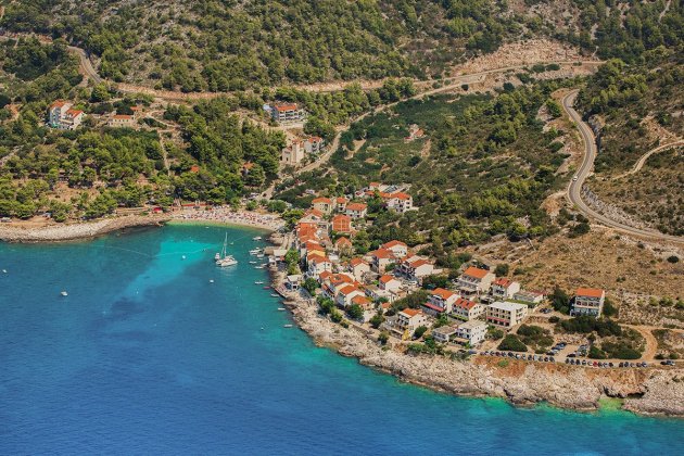 Milna village